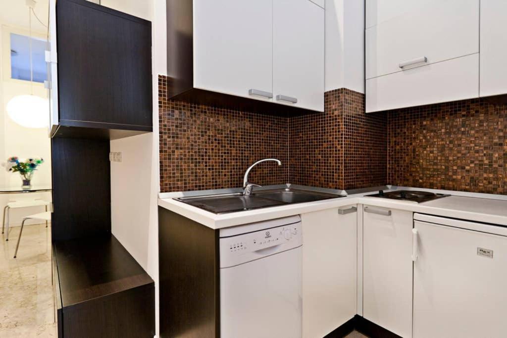 Milan Downtown - The Flat Apartment Ngoại thất bức ảnh